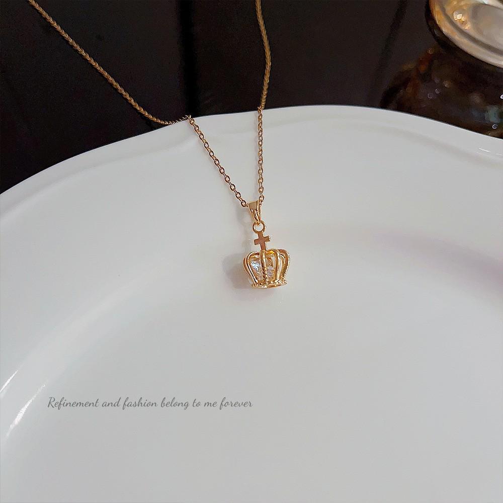 18K Gold Titanium Rhombus Clavicle Chain Necklace - Women’s Trendy Geometric Choker Pendant