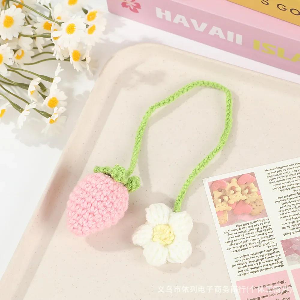 New Cute Handmade Flower Knitted Pendant Strawberry Crocheted Car Decoration Rearview Pendant Bag Key Mirror Ornaments Girl Gift