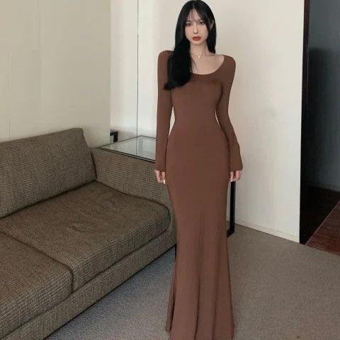 

Spice girl sexy long-sleeved dress women s autumn new coffee bottom long dress slim fishtail hip skirt 2XL темно-коричневого кольору