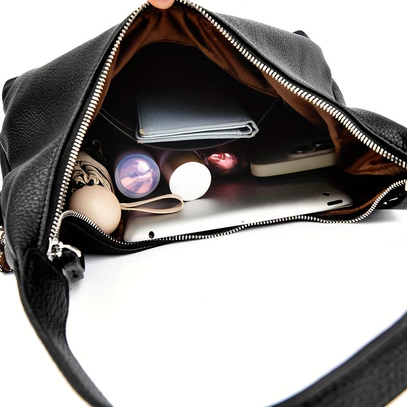 Women's Elegant Large Capacity Tote Handbag Leather Hobo Bag with Decorative Metal Chain for Women Minimalist Shoulder Bag