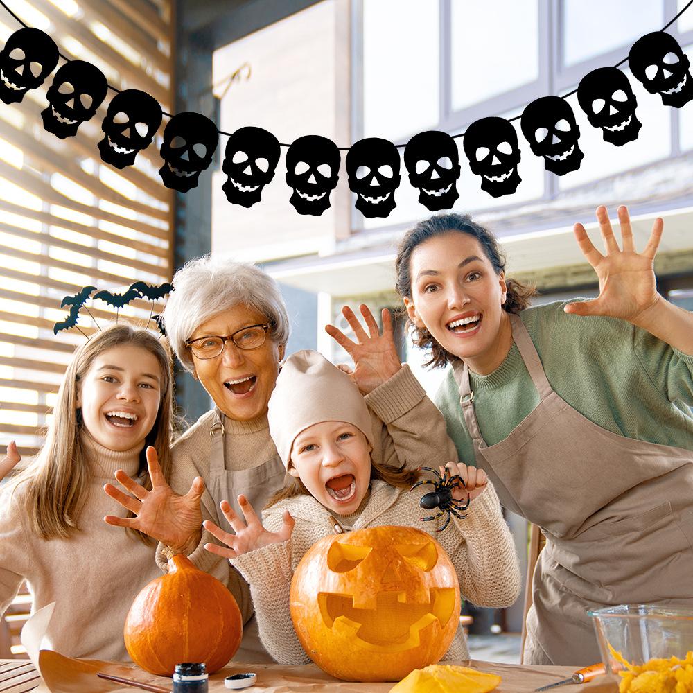 Halloween Ghost Paper Garland Scary Halloween Decoration Bat Spider Skull Banner for Halloween Party Haunted House Home Decor