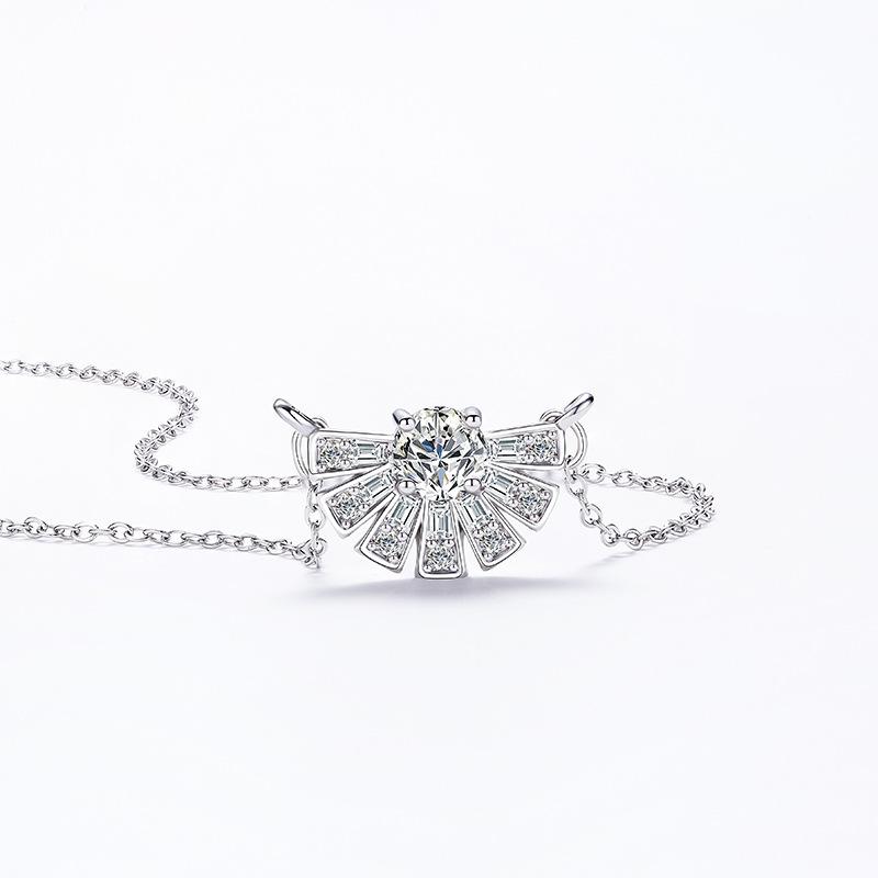 Small Skirt Necklace Female Korean Version Light Luxury Niche Temperament Commuting Zircon Stainless Steel Collarbone Chain