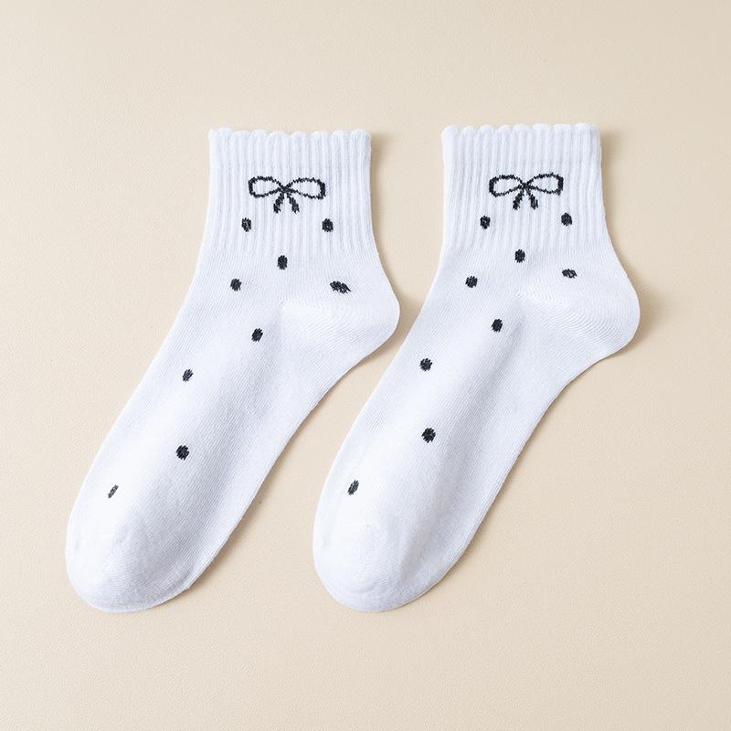 10 Pairs of Female Autumn and Winter Lovely Polka Dot Bow Lace Mid Tube Socks