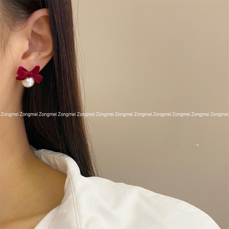 2026 Trendy Velvet Pearl Bow Earrings for Women - High-End Niche Design in Black