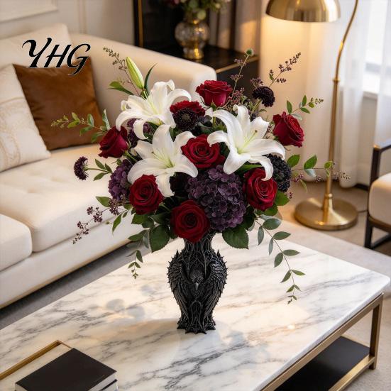 Creative Gift for Art Lovers 3D Printed Black Bird Vase, Gothic Flower Decorative Holder Compact Table Vase Dried Flowers, Retro Fantasy Ornament