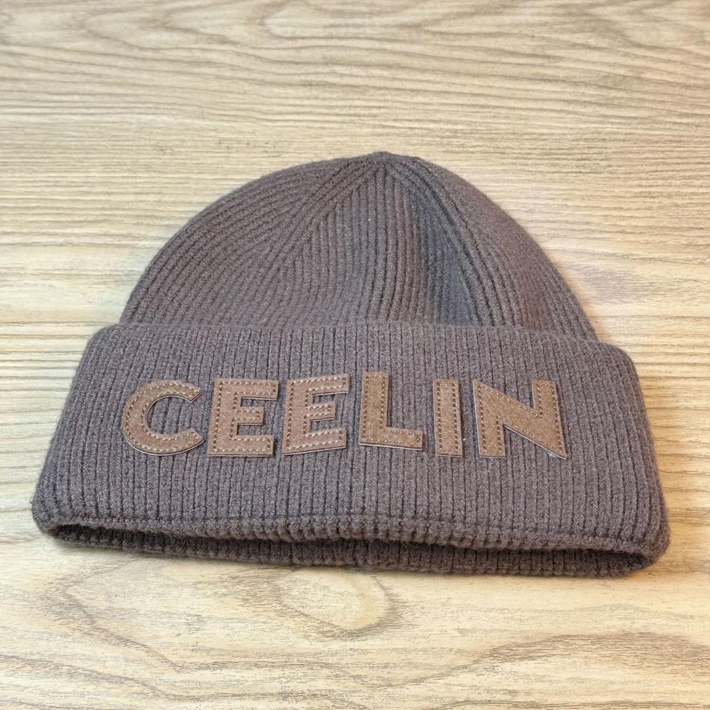 Woolen Hat for Women in Autumn and Winter Warm and Thickened Fashionable Knitted Hat That Shows Face Small Ear Protection Head Covering Hat