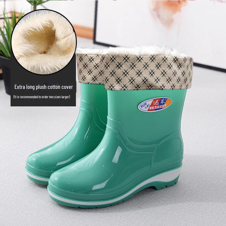 Women's Non-Slip Short Rain Boots - Fashionable, Warm, Low-Cut Rubber with Velvet, One-Piece Design