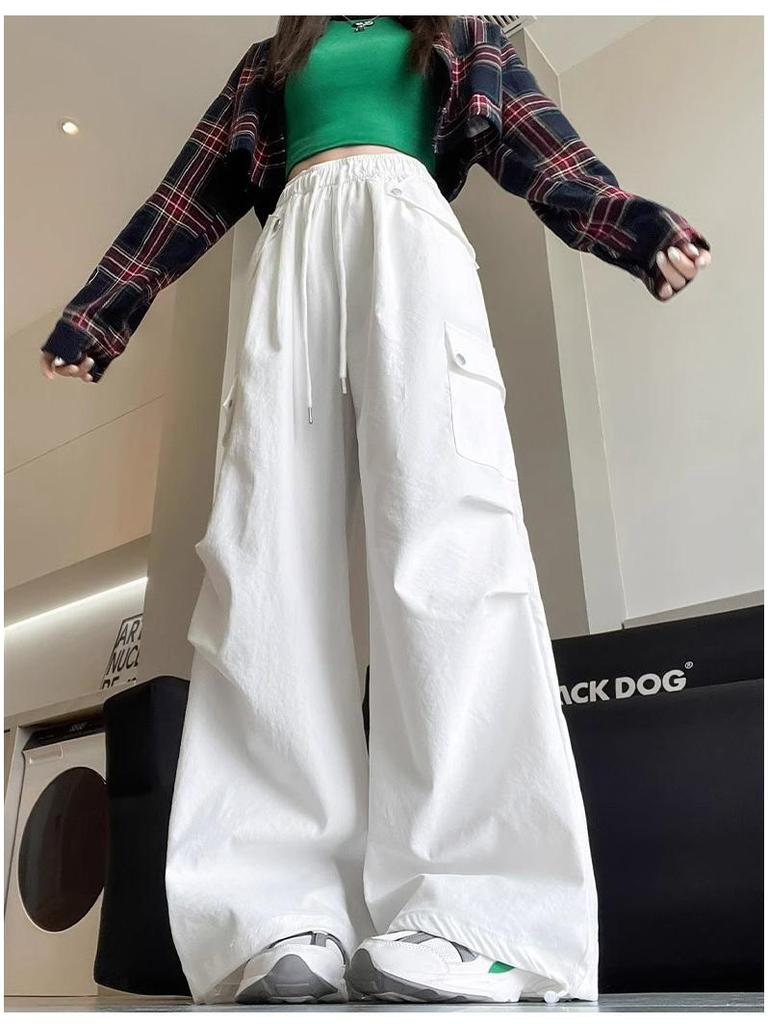 Women's High-Waist Apricot Cargo Pants - Petite Wide-Leg, Spring/Autumn, Casual American Sports Style.