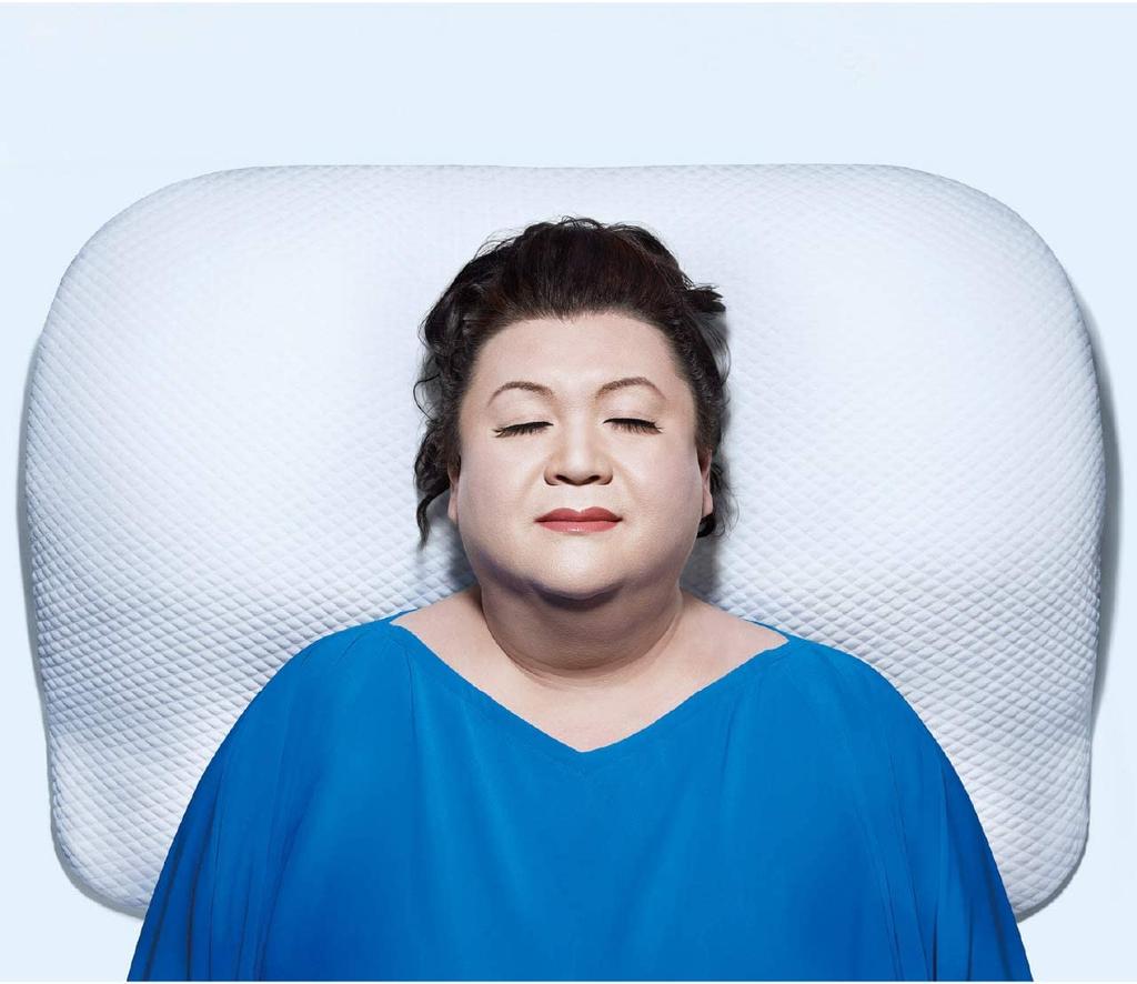 Showa Nishikawa Giga Pillow, Extra Large, Shoulder-Reaching Pillow, Extra-Large, Adjustable Height, Supports 40% of Your Body Weight, Unique Design