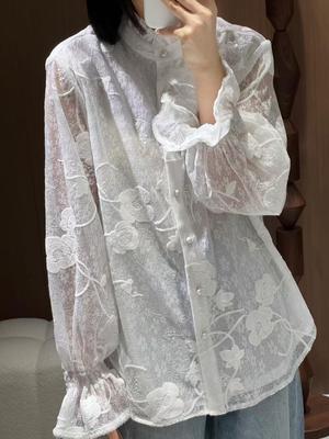 Haut Transparent Élégant pour Femme en Crochet de Dentelle Française à Manches Évasées - Collection Printemps 2026