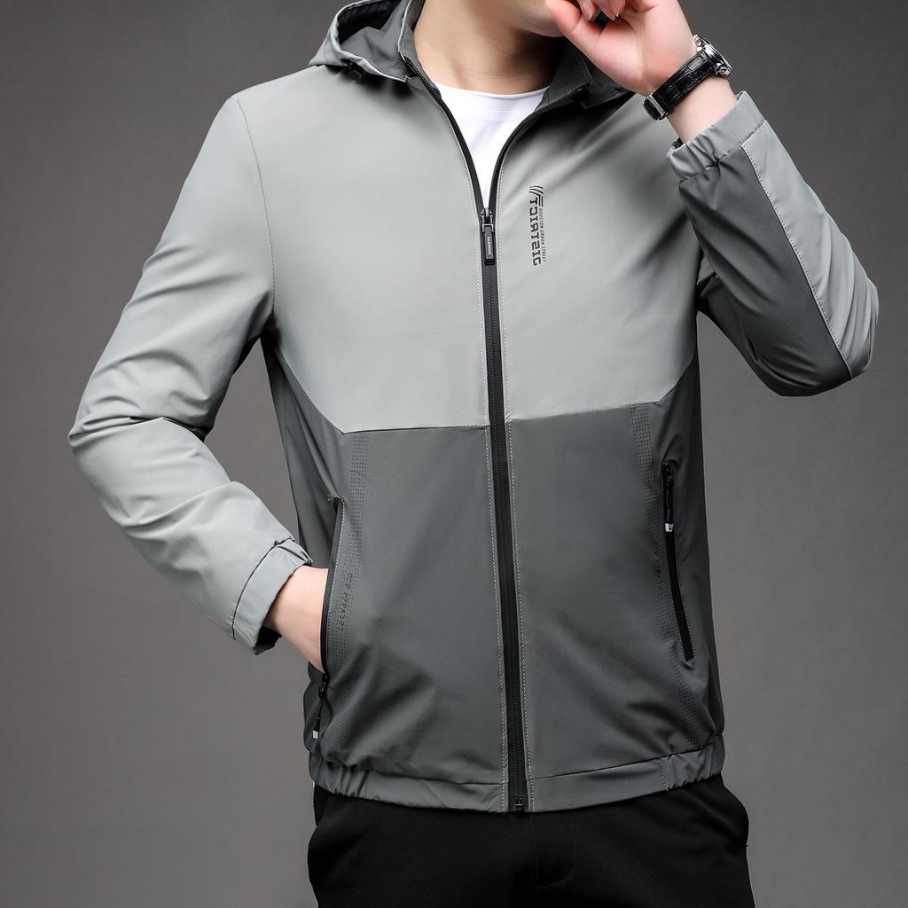 Men's Windproof Hooded Sports Jacket for Spring and Autumn