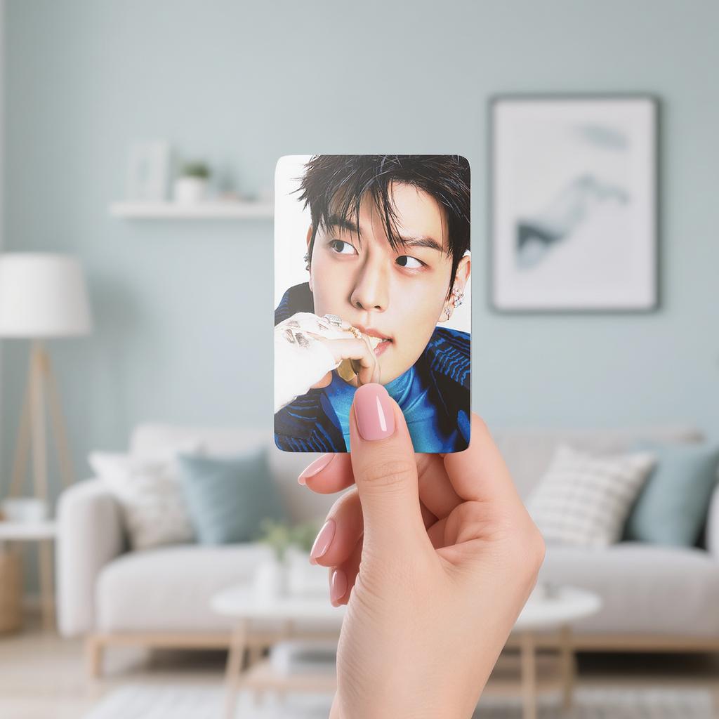 Photos Of Well-known Men's Group Stars, Collectible Small Cards, Collectible, Gifts Suitable For Stars