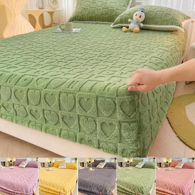 Coral Velvet Bedsheet Bedspread Milk Velvet Mattress Protective Cover Winter Plush Insulation Bedspread Single Queen King Size