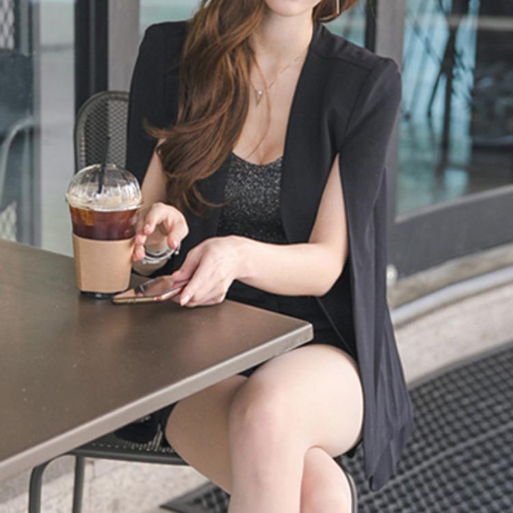 2023 European & American Style Short Royal Sister Cape Jacket