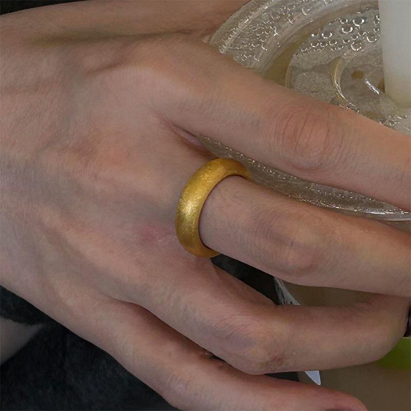 Xiaohongshu Bestseller: French Classic Wide Band Brushed Ring for Women - High-End Light Luxury Statement Piece Adjustable Open Size