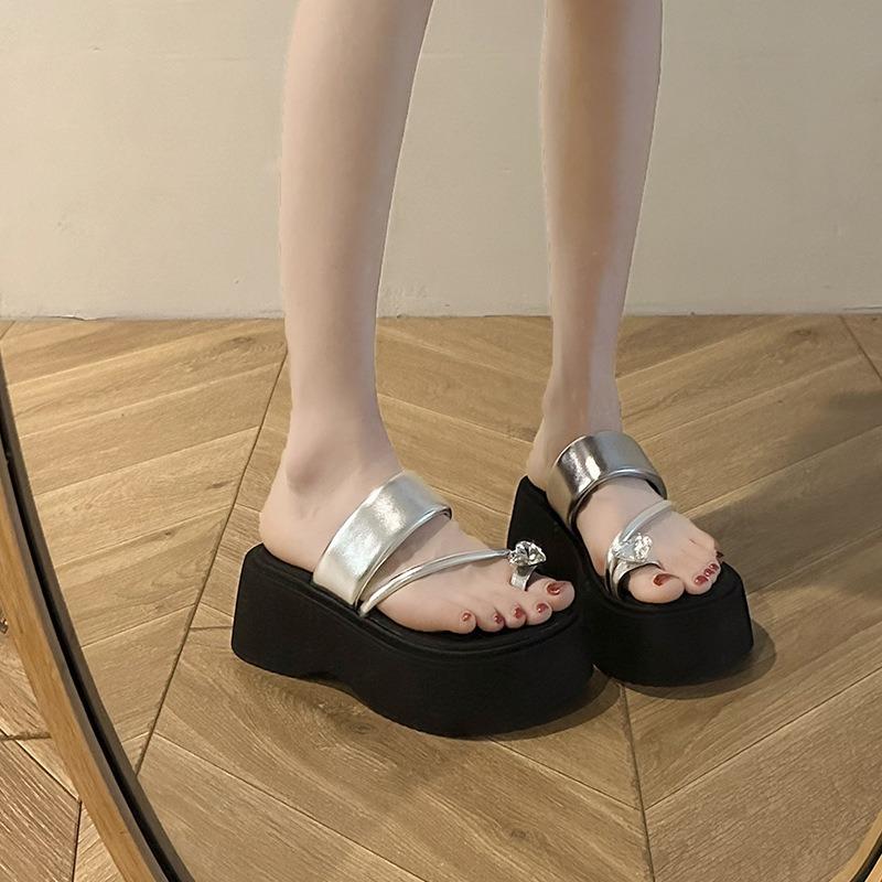 JX Thick-bottomed Toe Slippers for Women's Summer Wear New Fashion and High-end Versatile Rhinestone Beach Cool Slippers