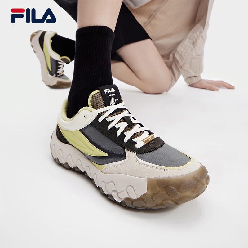 FILA Men s GARA 2 Lifestyle Sneakers