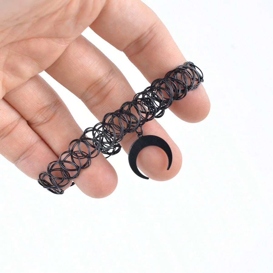 Gothic Moon Star Pendant Choker Necklace - Vintage-Inspired, Adjustable Clavicle Elastic Stretchy Chain with Hollow Design Tattoo Charms Jewelry