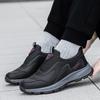 New Fashionable Elderly Shoes Breathable Autumn 2025 Shoes Casual Sports Shoes Mother Old Beijing Walking Shoes Women