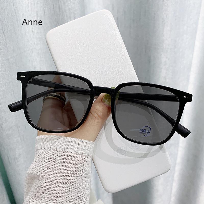 

Trendy Latest Near Sight Sunglasses for Female Male Travel Outdoor Popular Myopia Glasses Shades Ladies Retro Square Sun Eyeglasses -4.0