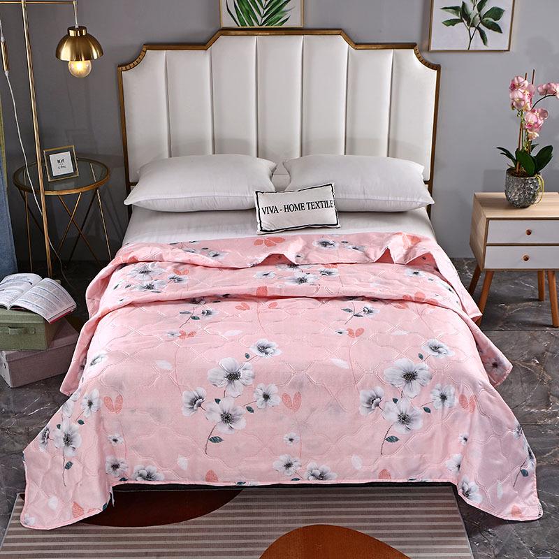 Summer Cool Gift Quilt Set: Washable Cotton Comforter & Thin Quilt