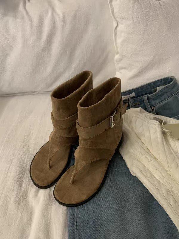 Gruby obcas khaki palec fajne botki krótkie botki damskie 2025 lato nowe retro ze spódnicą kowbojki sandały