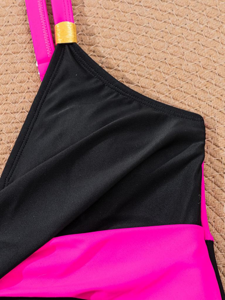2025 Color Block Crossover Gathered One-Piece Swimsuit for Women