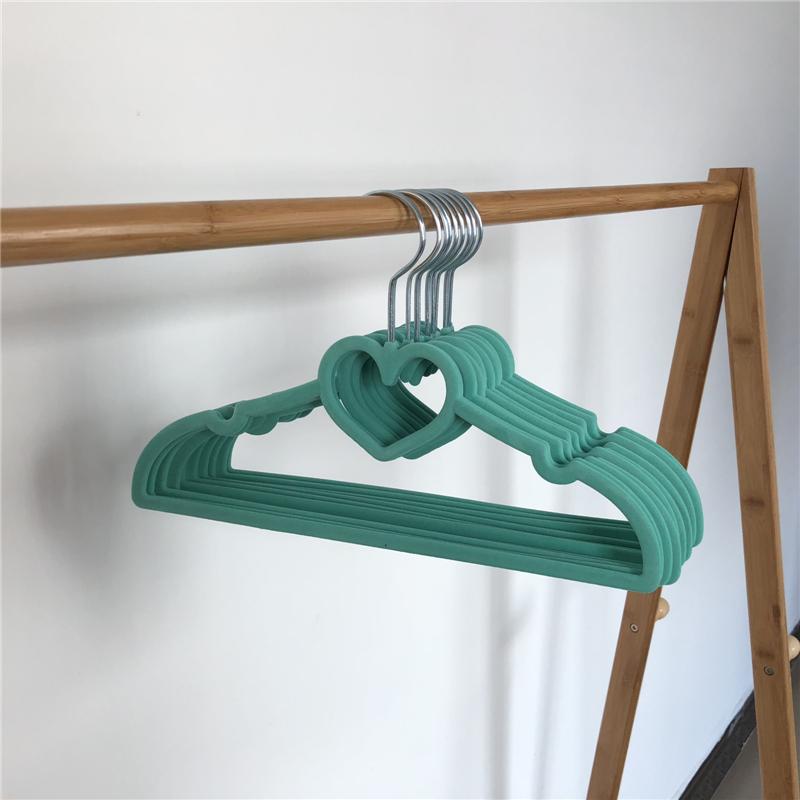 Child Flocking Hanger Home Drying Hanger 10pcs Non-slip Plastic Flocking Velvet Coat Flocked Custom Hanger Seamless Drying Rack