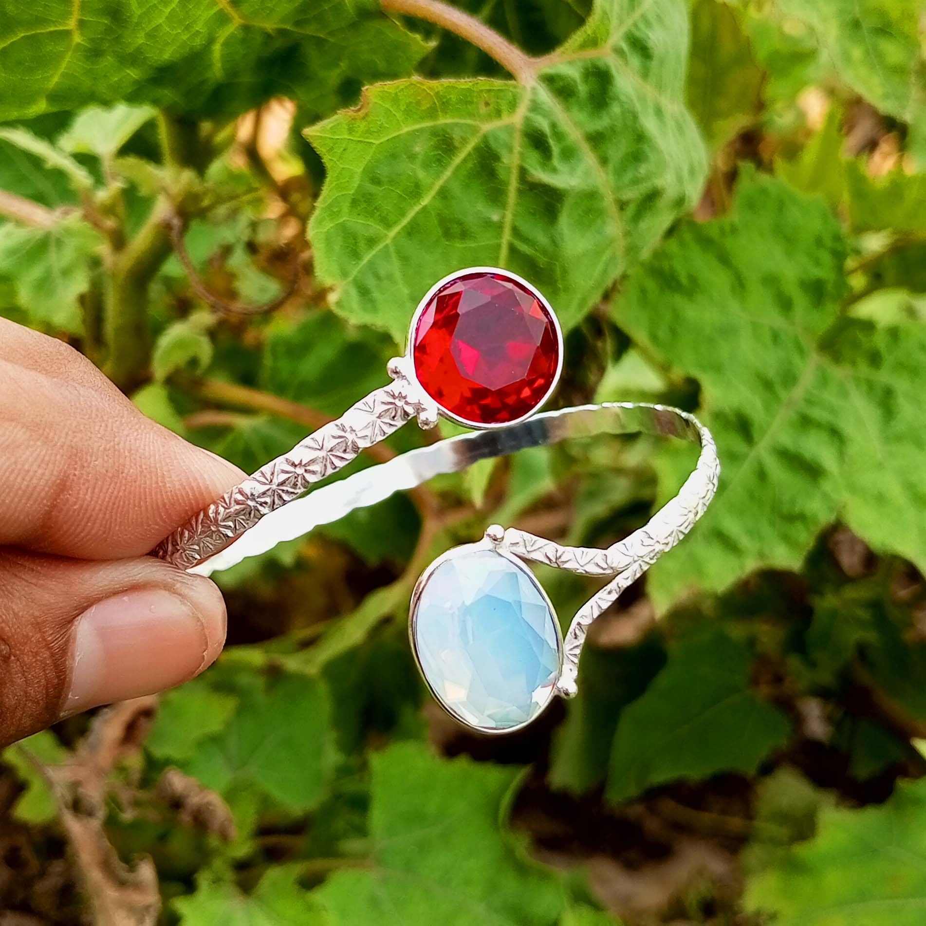 

Граненый стеклянный драгоценный камень Стерлингового серебра 925 пробы с покрытием Регулируемый браслет-манжета унисекс/ювелирные изделия-браслет