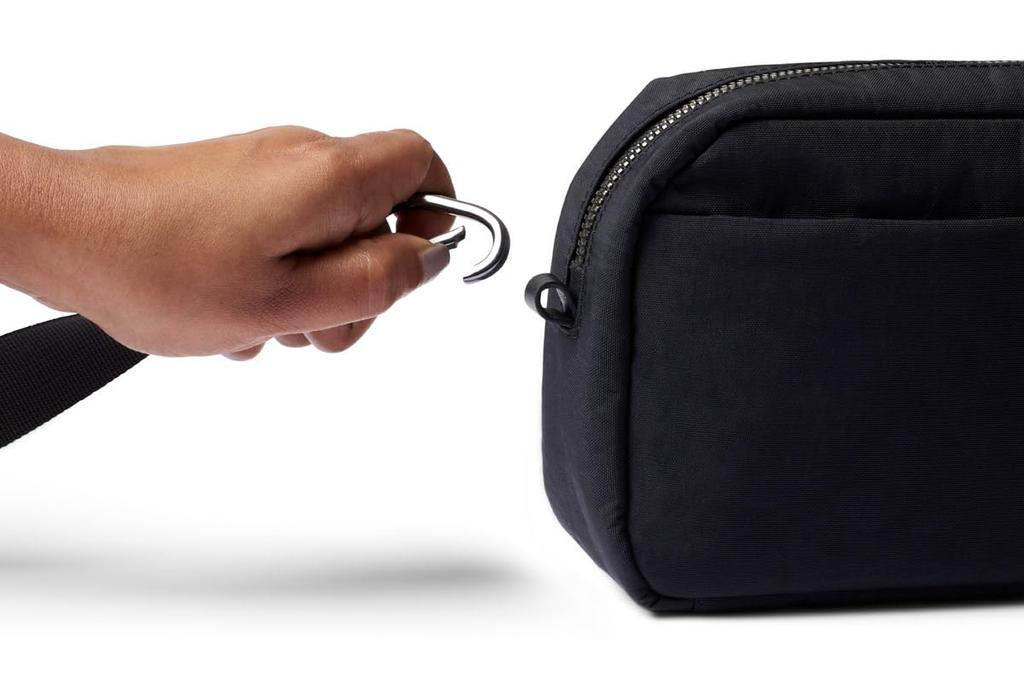 Tokyo Crossbody Crossbody Bag for Everyday Everyday Belt Bag Raven [Bellroy] Use, Travel, Use, -