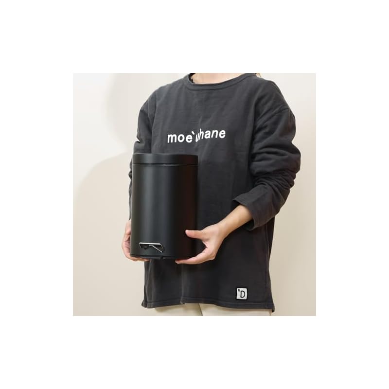 Fuji Boeki Quiet Closing Trash Can with Lid, Pedal-Operated, Soft Close, Silent, 3L Capacity, with Handle, Compact, Under-Desk Trash Can, Black, 37695