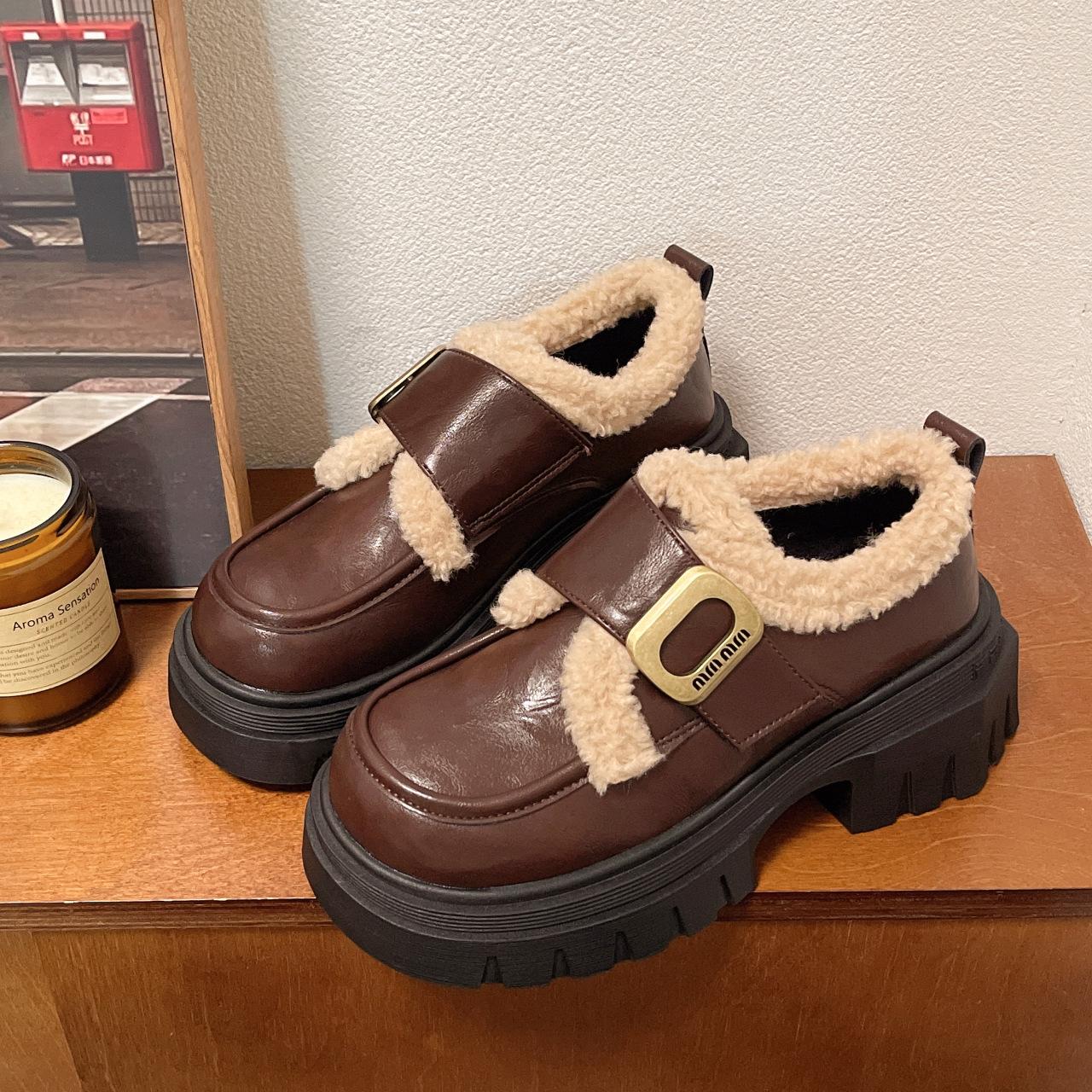 

Warm thick-soled black velvet small leather shoes women s winter versatile small cotton shoes 35 чёрный