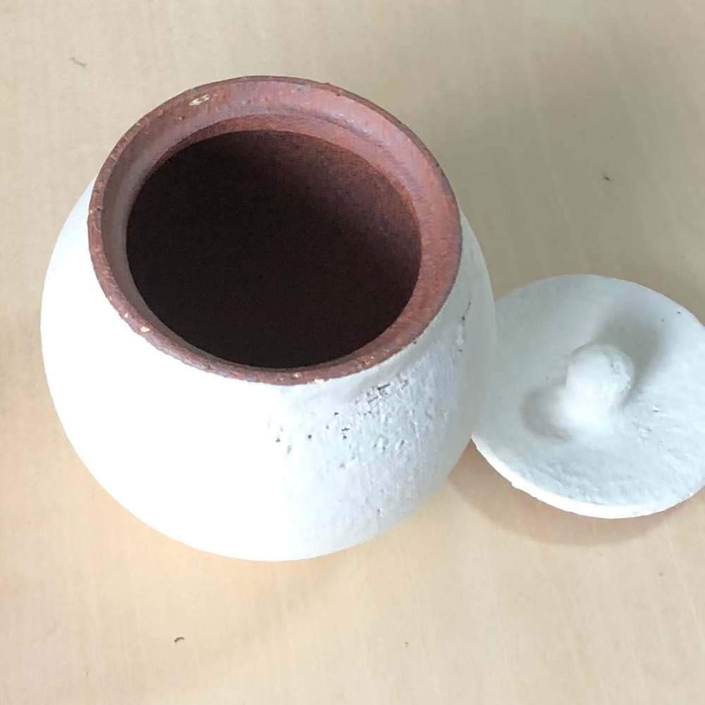 Hechimon Salt Made In Japan Pot, Small, White,
