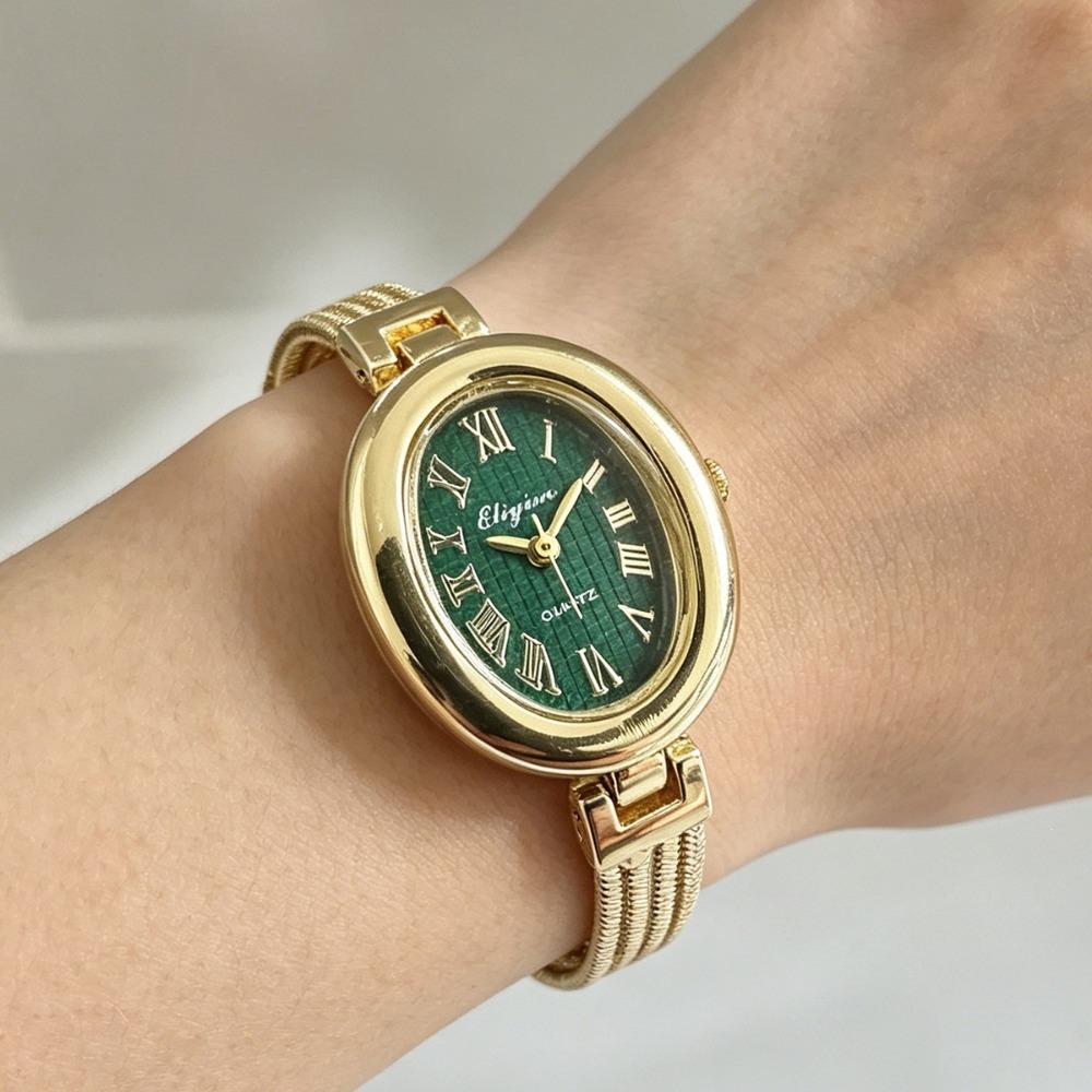 Gold Tassel Chains Watch Alloy Oval Quartz Watch Delicate Quartz Wristwatch  Fashion Wear