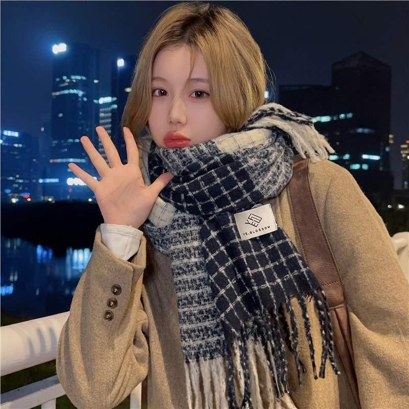 Scarf women's winter new autumn and winter literary girls versatile Maillard American Japanese scarf shawl