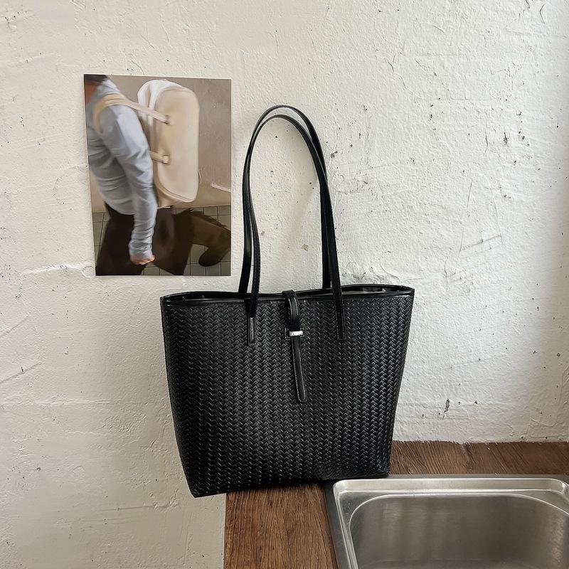 Women's Retro Woven Texture Tote Bag - Stylish Large Capacity Shoulder Handbag for Daily Commute