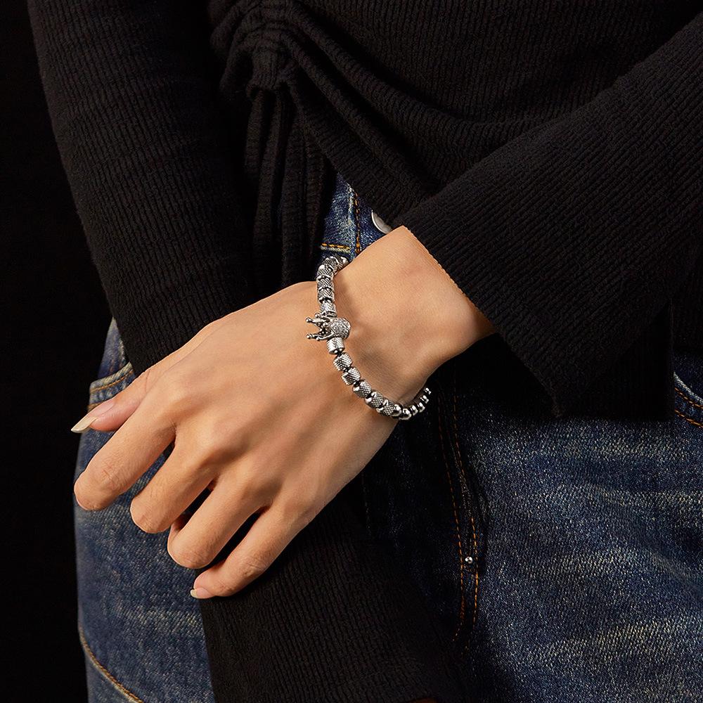 European & American Fashion Micro-inlaid Zircon Crown Bracelet - Simple Niche Beaded Stainless Steel Jewelry