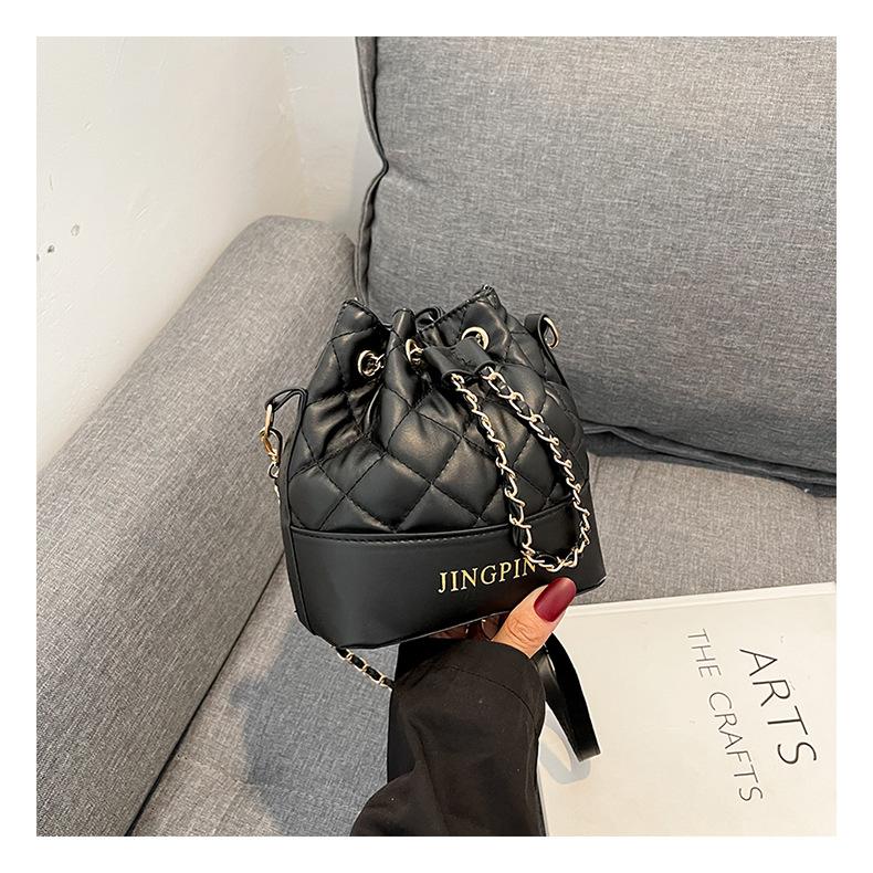 

Весенняя ромбовидная маленькая женская сумка, модная женская сумка с ремнем для отдыха, сумка-цепочка, популярная сумка-мессенджер чёрный