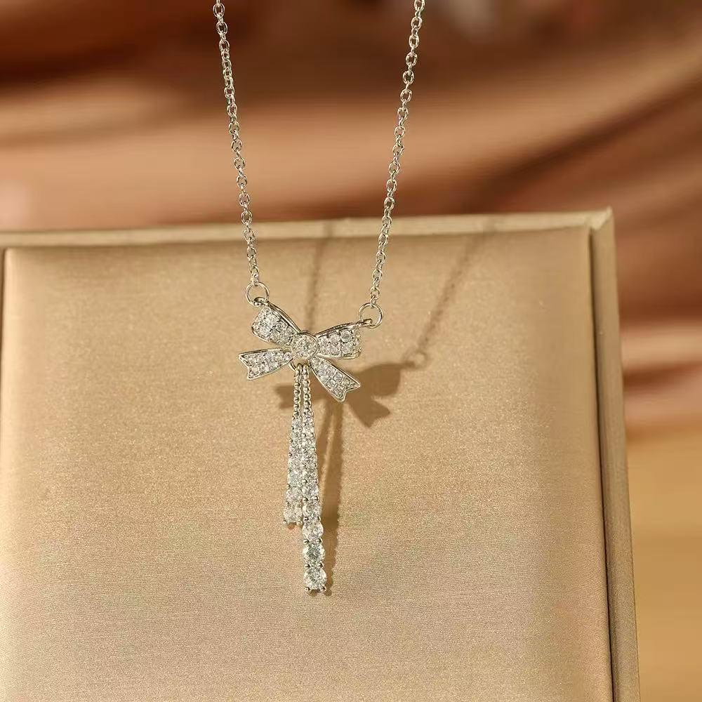 Retro INS Style Multicolor Zircon French Peach Heart Necklace with Diamonds and Titanium Stainless Steel