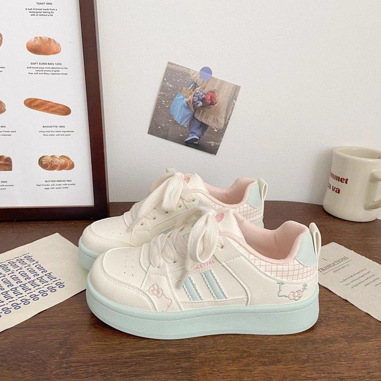 Thick-soled breathable student sports board autumn new chic niche design casual shoes pink
