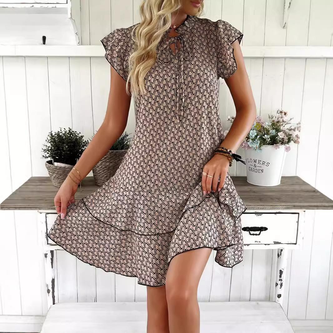 

Geometric Print Short Sleeve Dress with Peter Pan Collar and Ruffled Hem S