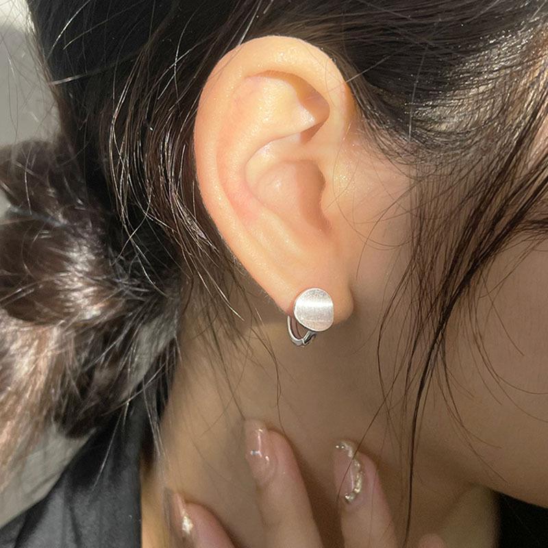 Simple Brushed Round Earrings Niche Geometric Minimalist Student Light Luxury Exquisite Design Women's Festive Gift Daily Earrings