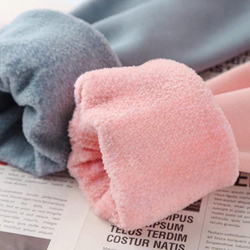 Velvet Lined Korean Style Men's Round Neck Sweatshirt, Autumn/Winter, Long Sleeve, Loose Fit, Plus Size, Trendy Temperament Top.