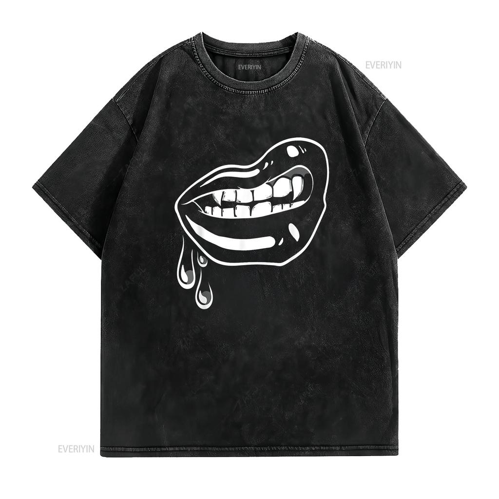 Womens Black Vampire Lips Goth Halloween T Shirt vintage Washed designer clothes Soft Stylish fashion Top For Everyday Wear