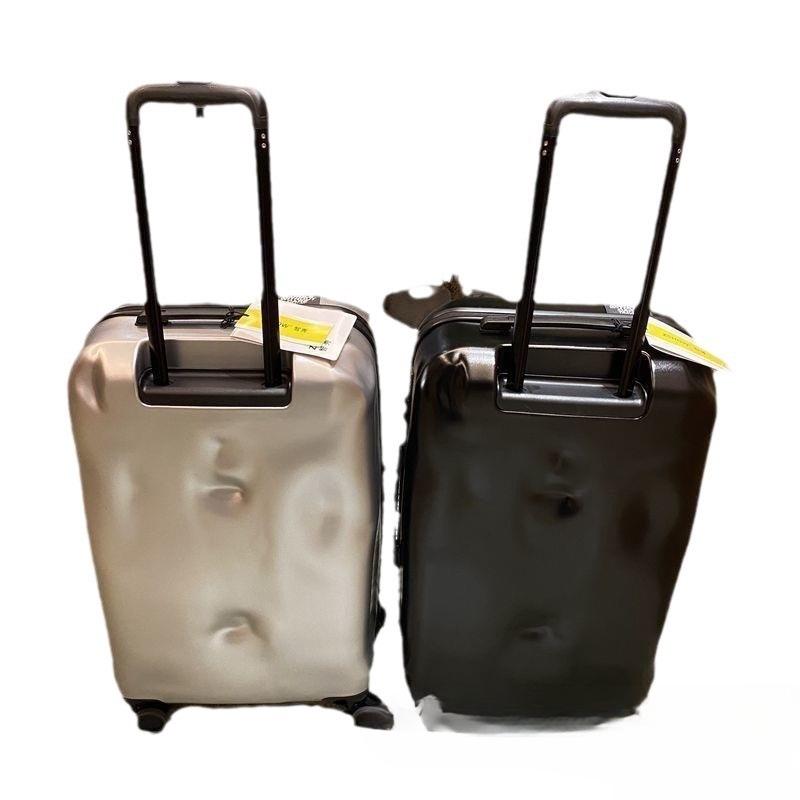 Durable Universal Wheel Trolley Suitcase with Trendy Concave-Convex Design