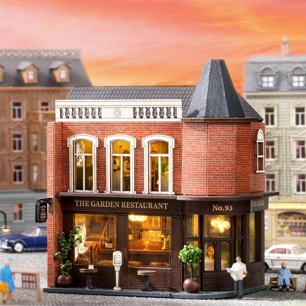 CUTEROOM Casa de Muñecas de Madera Modelo en Miniatura con LED DIY Juguete para Niños Kit, Luces, (D016)