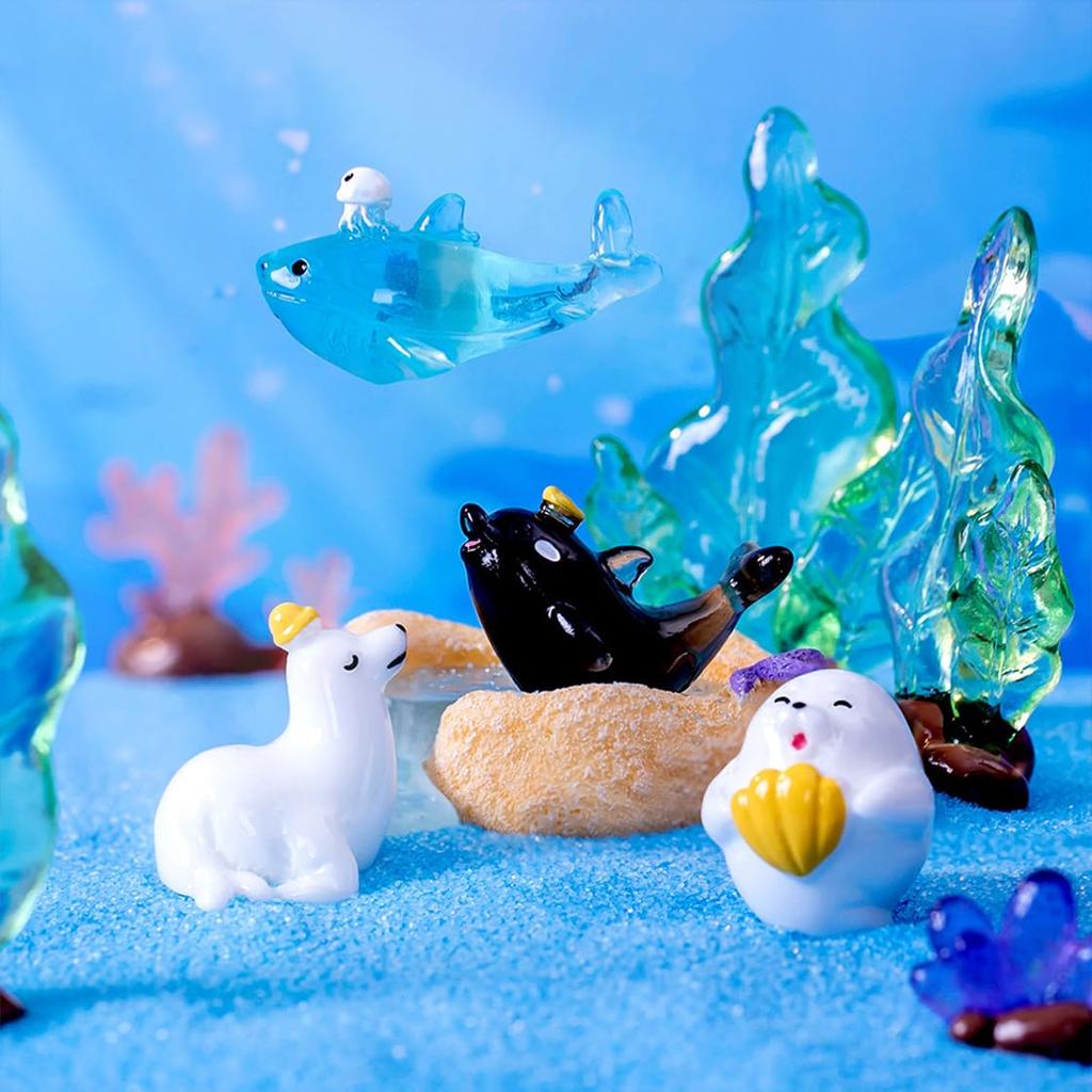 HyzaPhix Miniature Aquarium Fish Tank Dolphin Whale Shark Seashell Marine Life Set of 16 Cute Mini Figurines Fish Figures Decorative Objects Scenery
