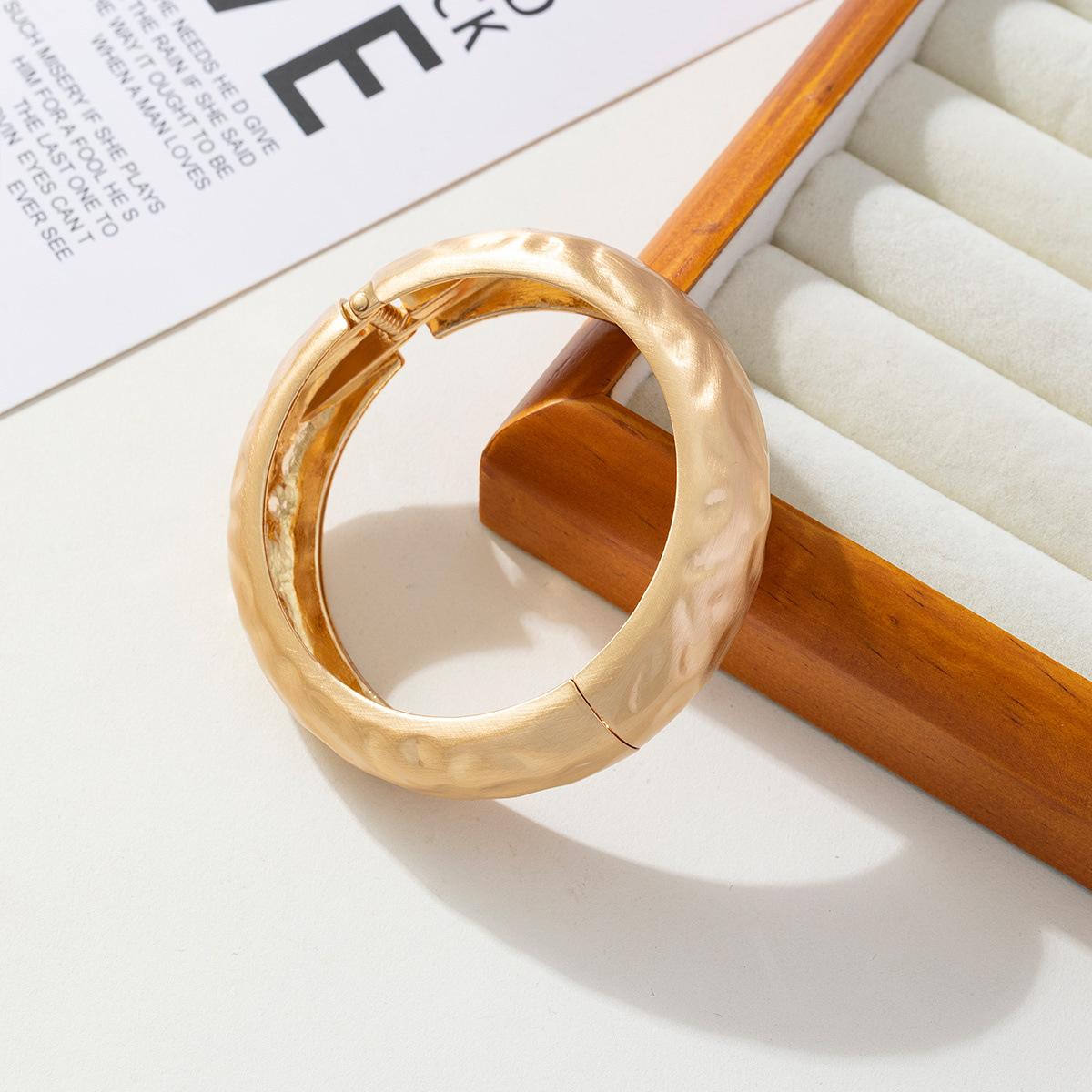 

DIEZI Trendy Heavy Metal Cuff Wide Bangles Punk Smooth Matte Geometric Gold Silver Color Bangles For Women Bracelet Men Jewelry
