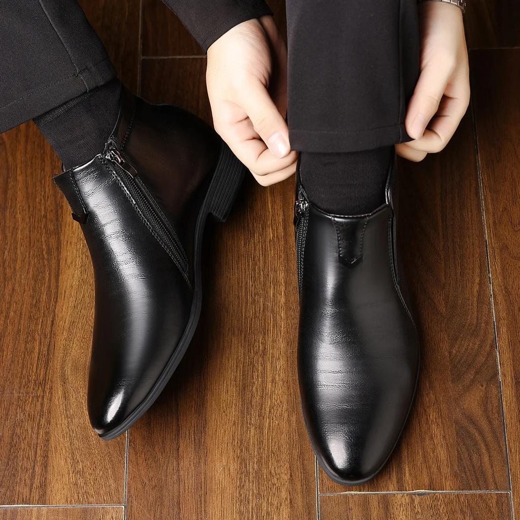 Retro Cowboy Boots Leather Shoes Chelsea Boots Pointed Toe Men Boots Zipper Male Ankle Boot for Men Autumn Winter Dress Shoes