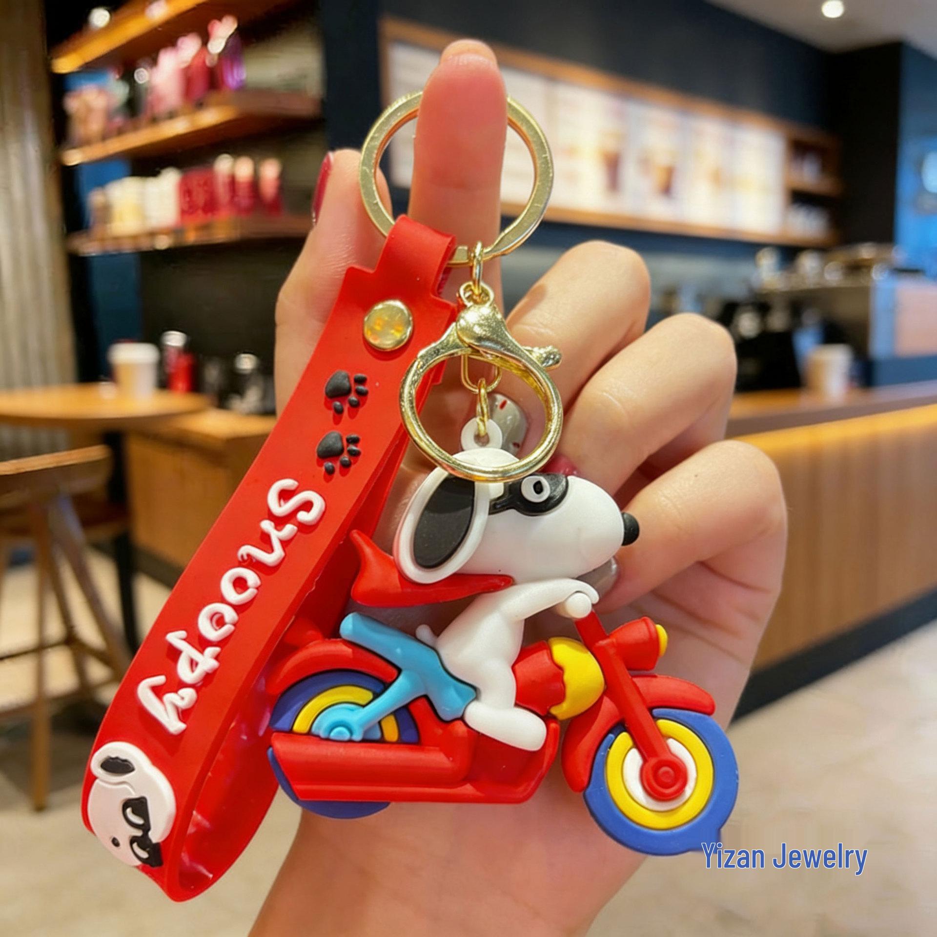 Snoopy Cartoon Keychain Pendant for Girls  Bags – Exquisite, Cute, and Creative Ornament